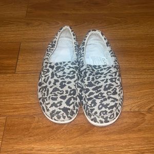 Cheetah Hey Dudes without insoles